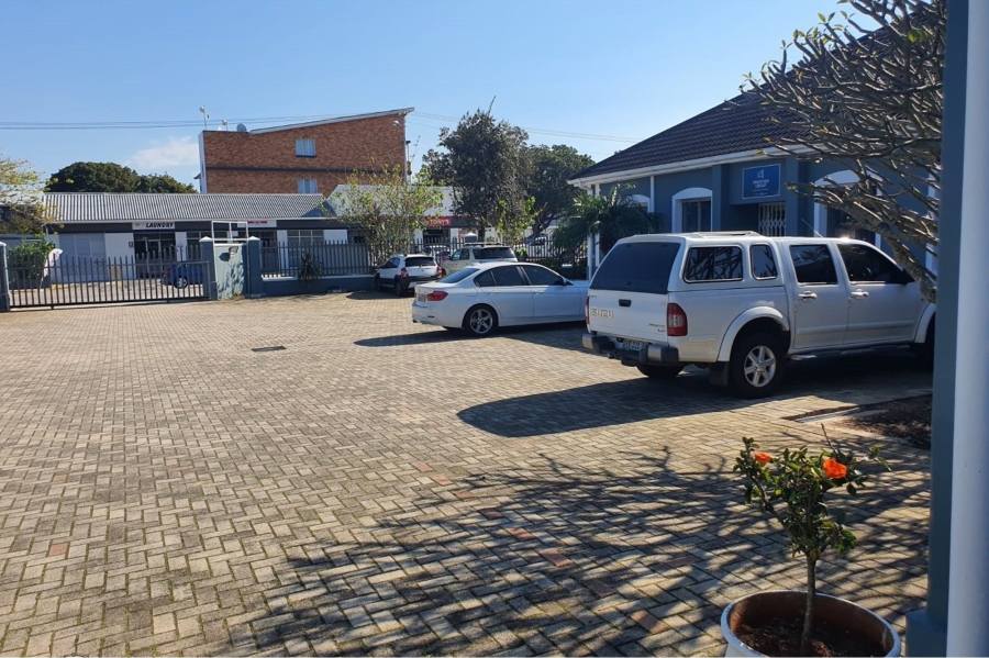 To Let commercial Property for Rent in Newton Park Eastern Cape